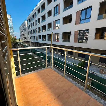 Seaside In Qerret Apartamento Golem (Tirana)